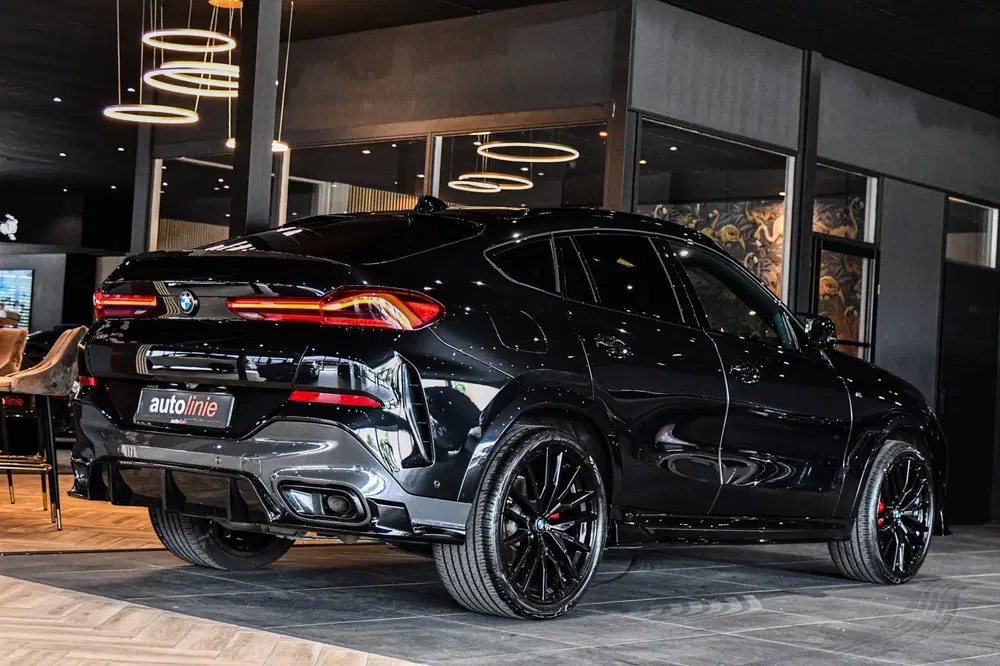 BMW X6 XDrive30d M-Sport uit 2022, foto 4