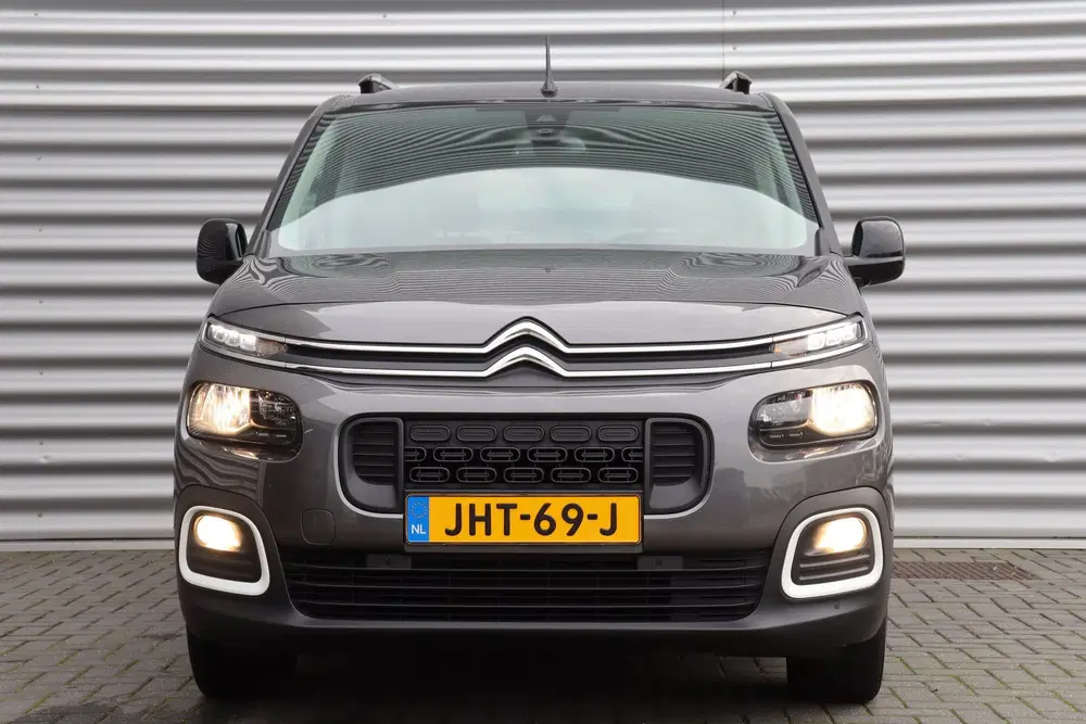 Citroën Berlingo Citroen Berlingo 1.2 PURETECH 130PK SHINE uit 2023, foto 5