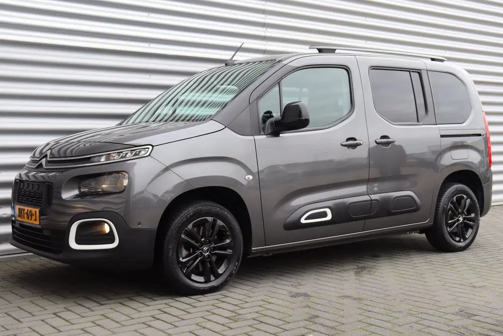 Citroën Berlingo Citroen Berlingo 1.2 PURETECH 130PK SHINE uit 2023, foto 6