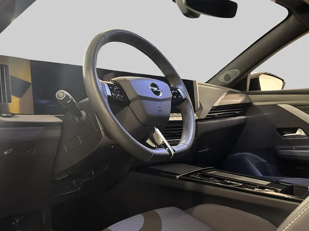 Opel Astra 1.2 Turbo Hybrid GS uit 2025, foto 5