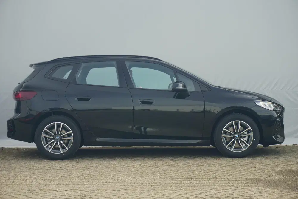 BMW 2-serie Active Tourer 225e xDrive uit 2026, foto 4