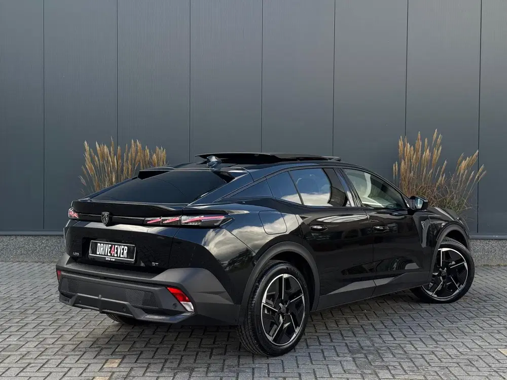 Peugeot 408 1.2 Hybrid GT uit 2024, foto 3