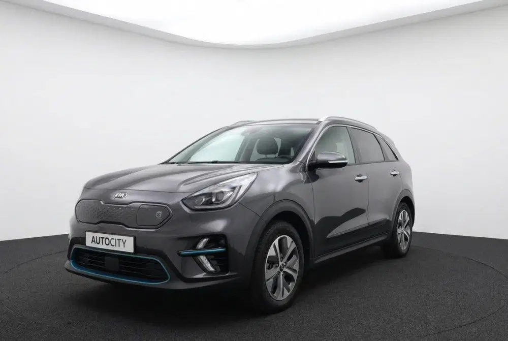 Kia Niro ExecutiveLine 64 kWh 204PK 100% SOH Leder uit 2019