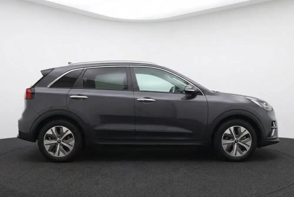 Kia Niro ExecutiveLine 64 kWh 204PK 100% SOH Leder uit 2019, foto 2