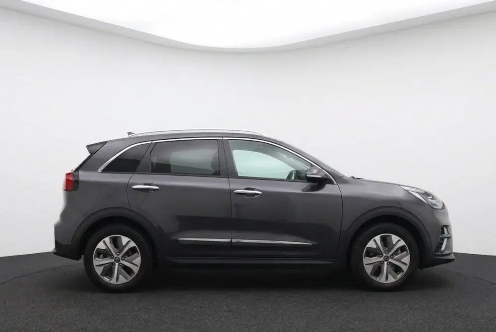 Kia Niro ExecutiveLine 64 kWh 204PK 100% SOH Leder uit 2019, foto 6