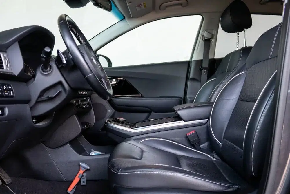 Kia Niro ExecutiveLine 64 kWh 204PK 100% SOH Leder uit 2019, foto 9