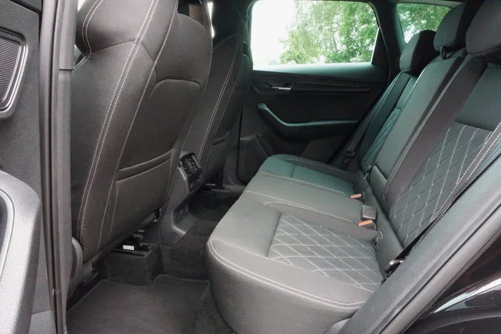Skoda Karoq 1.5 TSI ACT Sportline Business Camera uit 2022, foto 10