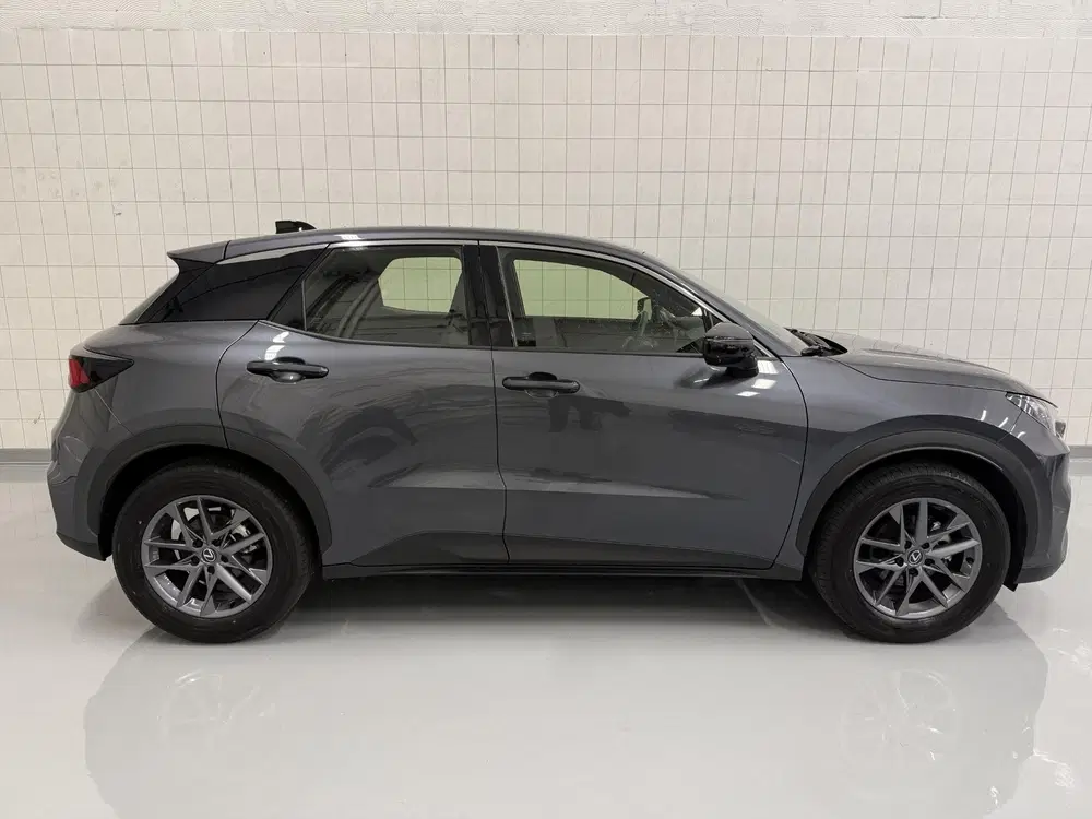 Lexus LBX 1.5 Business Line 2WD Comfort + Safety Pac uit 2025, foto 2