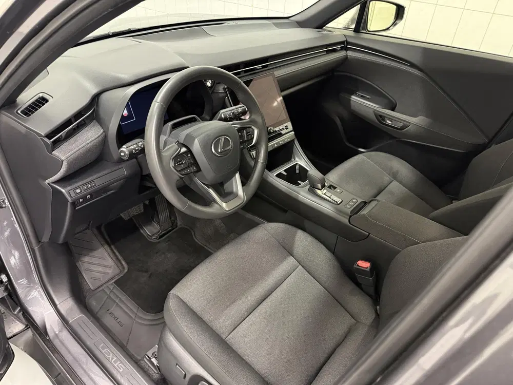 Lexus LBX 1.5 Business Line 2WD Comfort + Safety Pac uit 2025, foto 4