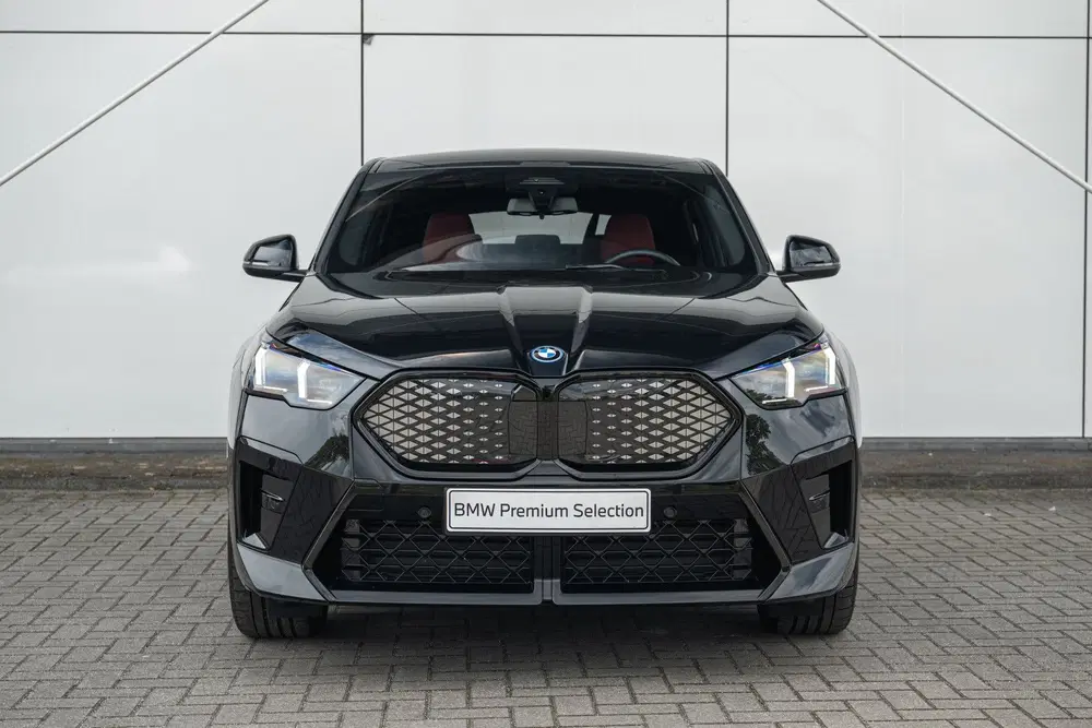 BMW iX2 eDrive20 M Sport uit 2025, foto 11