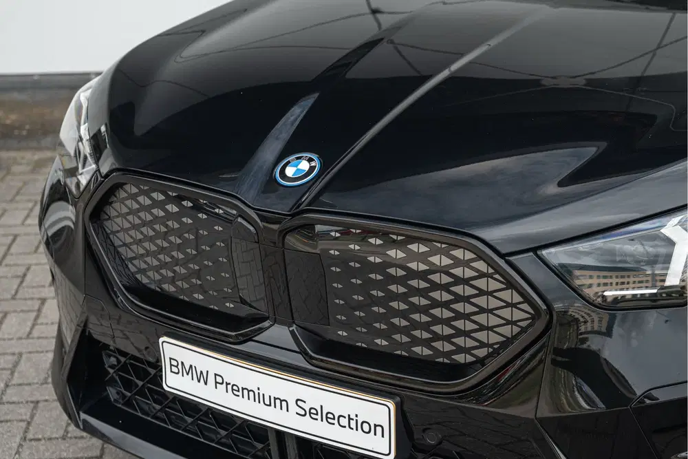 BMW iX2 eDrive20 M Sport uit 2025, foto 7