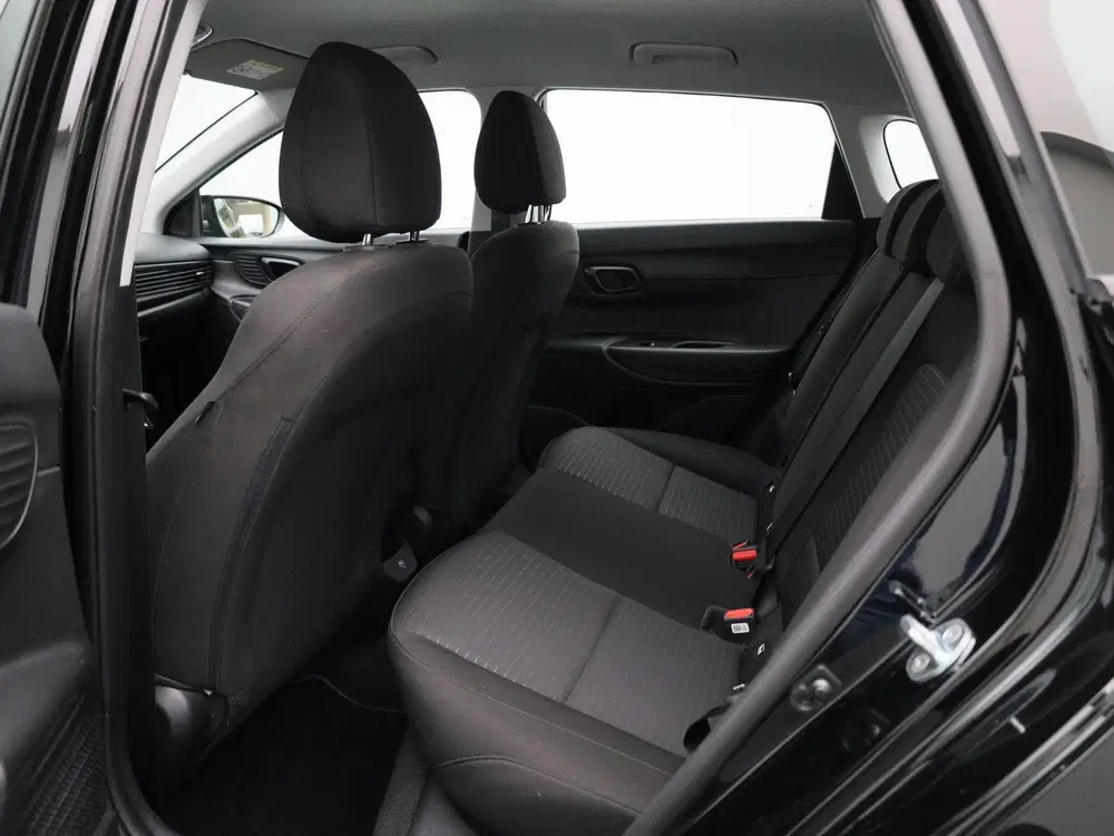 Hyundai i20 1.0 T-GDI Comfort Automaat uit 2023, foto 11