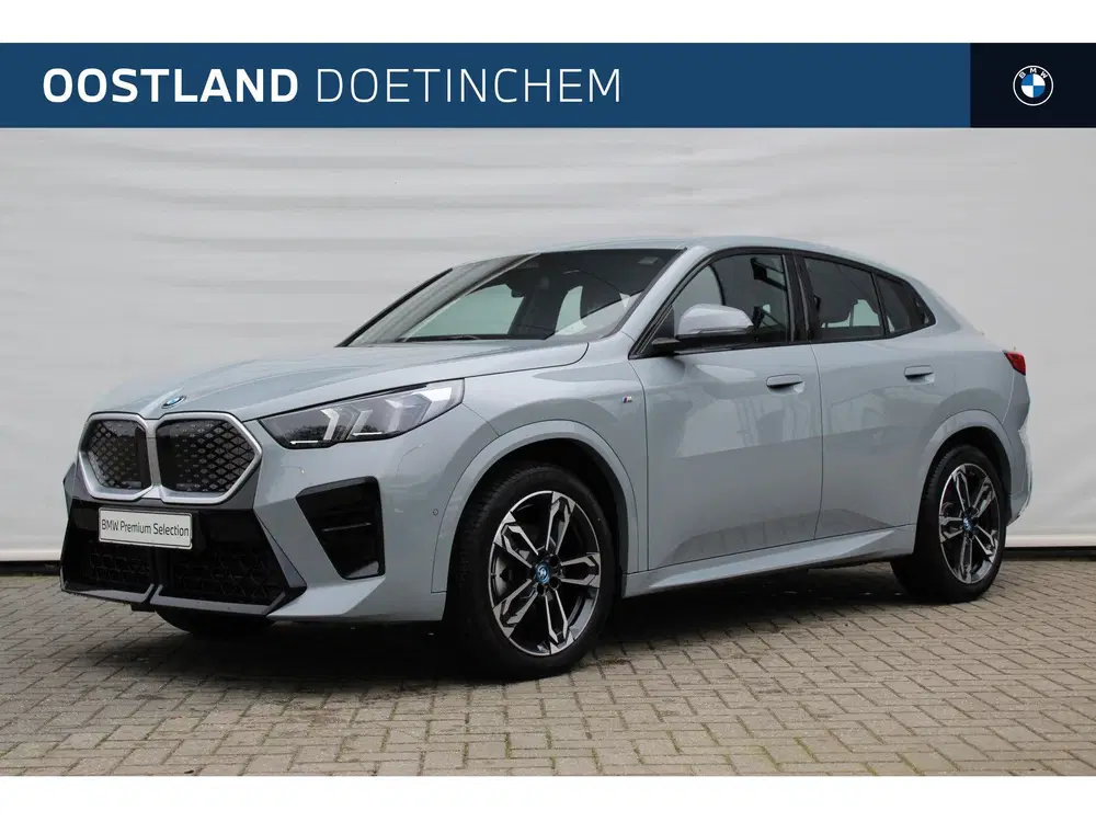 BMW iX2 eDrive20 M Sport uit 2025