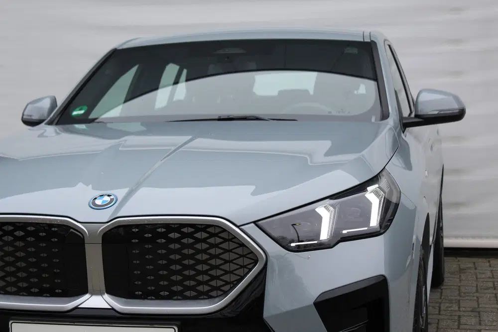 BMW iX2 eDrive20 M Sport uit 2025, foto 10
