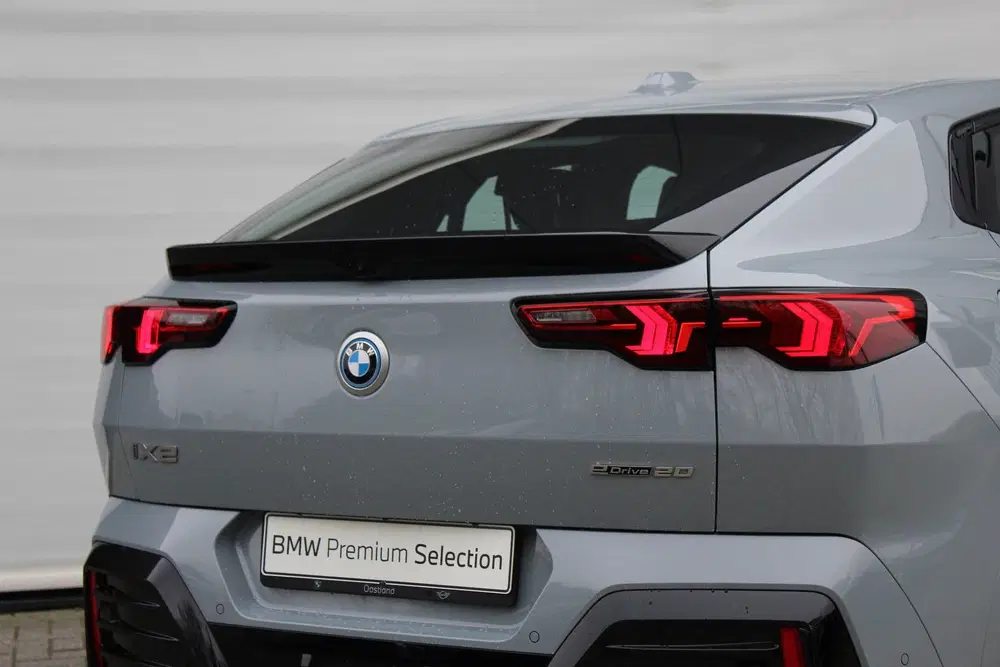 BMW iX2 eDrive20 M Sport uit 2025, foto 11
