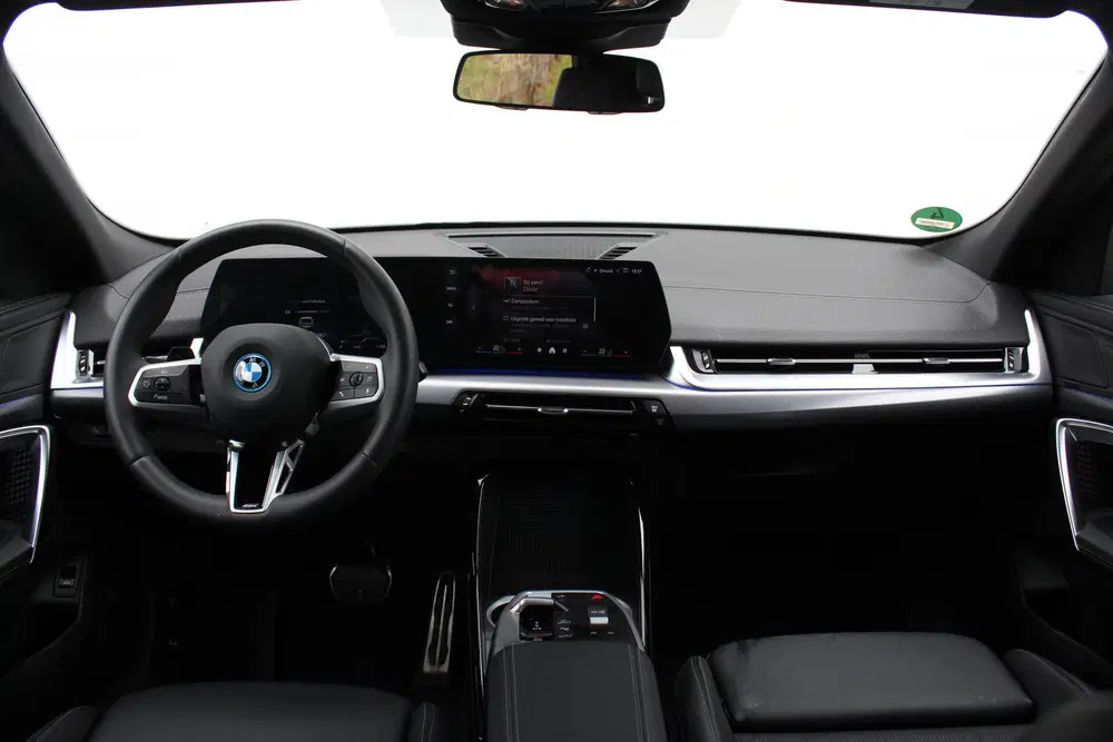 BMW iX2 eDrive20 M Sport uit 2025, foto 13