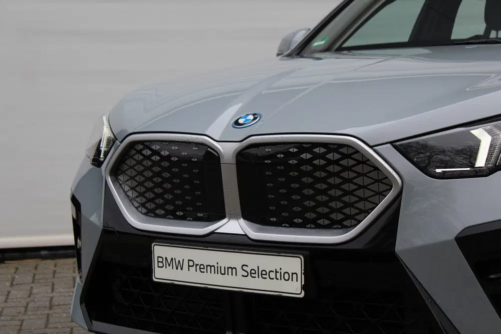 BMW iX2 eDrive20 M Sport uit 2025, foto 15
