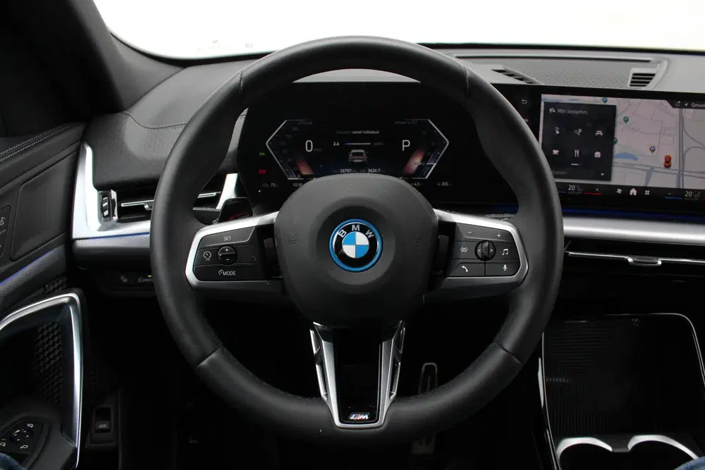 BMW iX2 eDrive20 M Sport uit 2025, foto 4