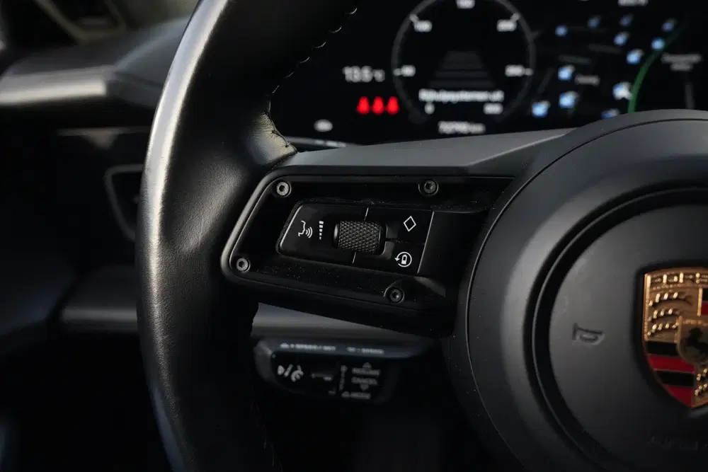 Porsche Taycan Turbo S uit 2020, foto 15
