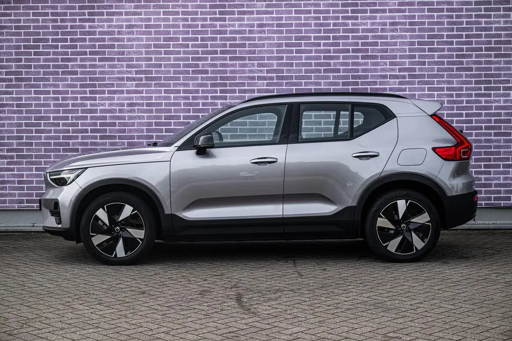 Volvo EX40 Single Motor Extended Range Plus 82 kWh uit 2025, foto 4