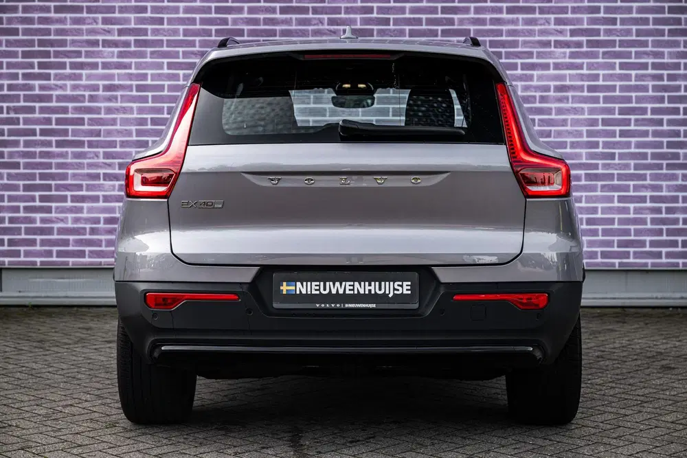 Volvo EX40 Single Motor Extended Range Plus 82 kWh uit 2025, foto 9