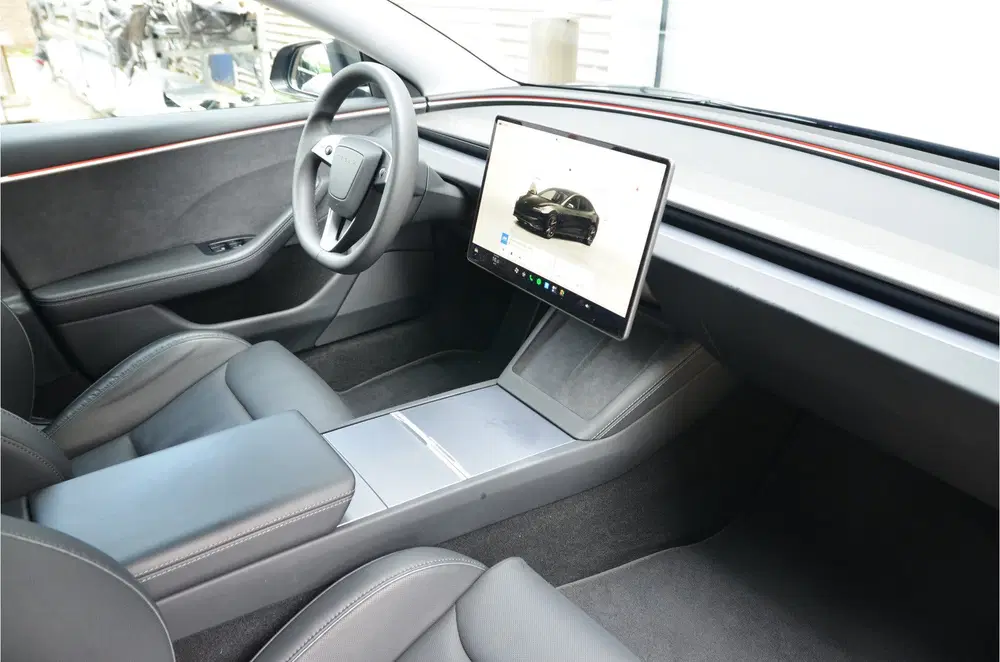 Tesla Model 3 Performance AWD 78 kWh Highland uit 2024, foto 13
