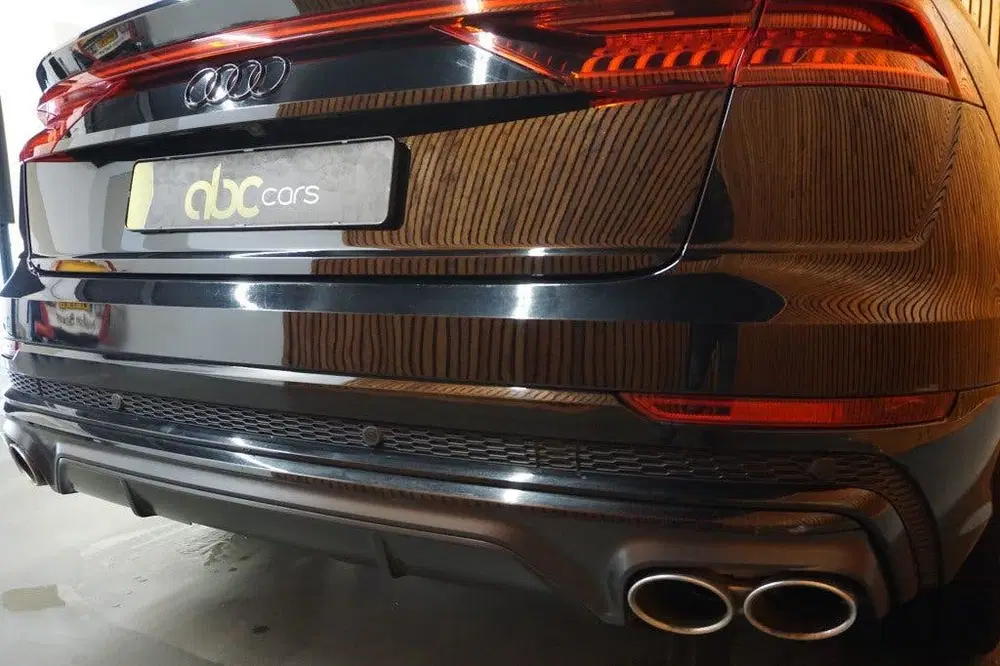 Audi Q8 4.0 TFSI SQ8 Quattro Pano uit 2021, foto 9
