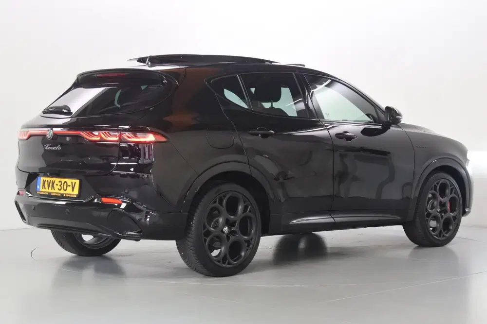 Alfa Romeo Tonale 1.5T 160pk MHEV Veloce Panorama 20" uit 2024, foto 2