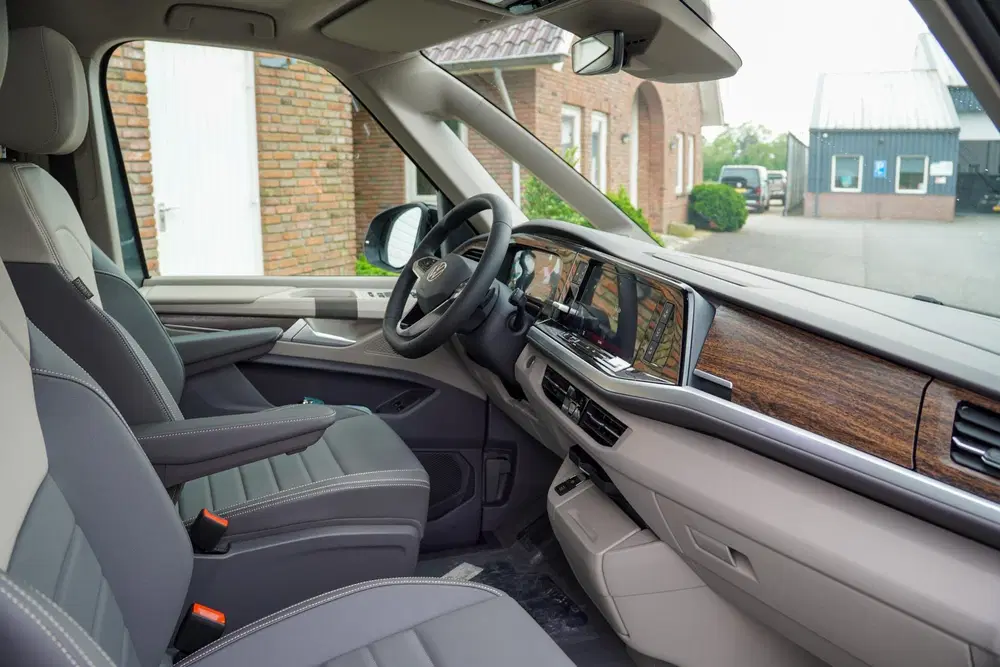 Volkswagen Multivan 1.5I eHybrid L2 Style 4Motion DCC Leder uit 2026, foto 5