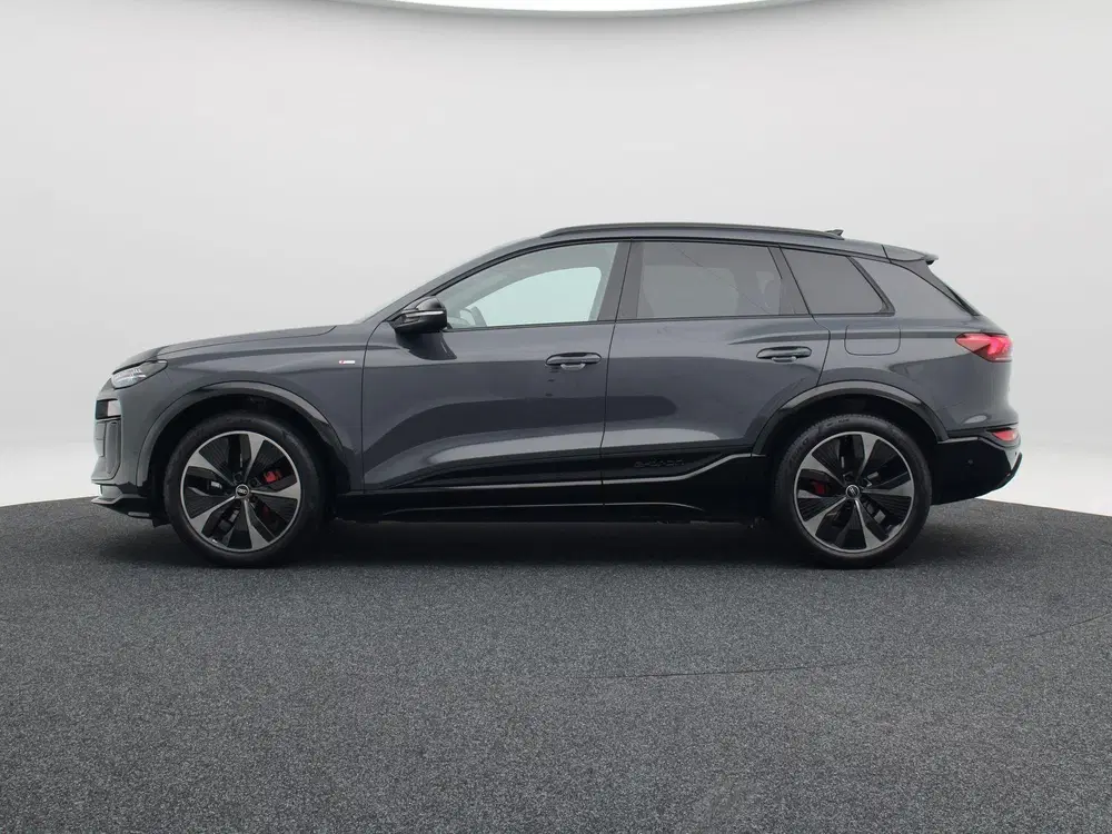 Audi Q6 e-tron S edition performance 100 kWh 306 Pk uit 2025, foto 9