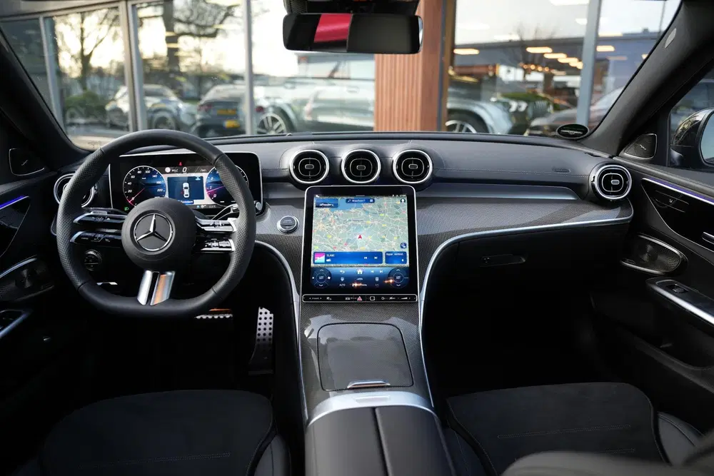 Mercedes-Benz C-Klasse 180 Business Solution AMG Burmester S uit 2025, foto 4
