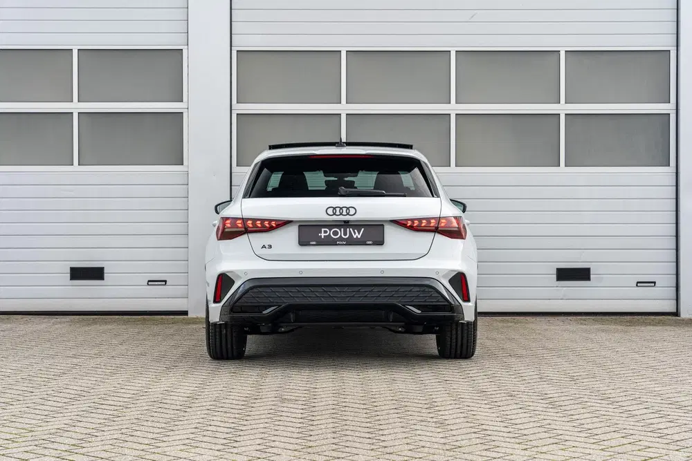Audi A3 40 TFSI e 204pk S-line edition uit 2025, foto 11