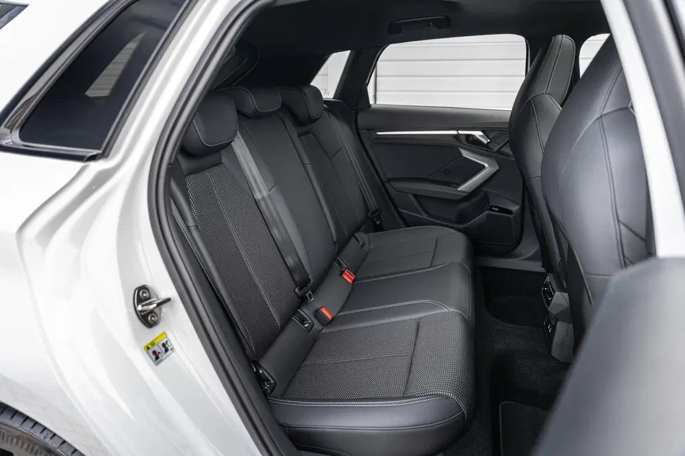 Audi A3 40 TFSI e 204pk S-line edition uit 2025, foto 6