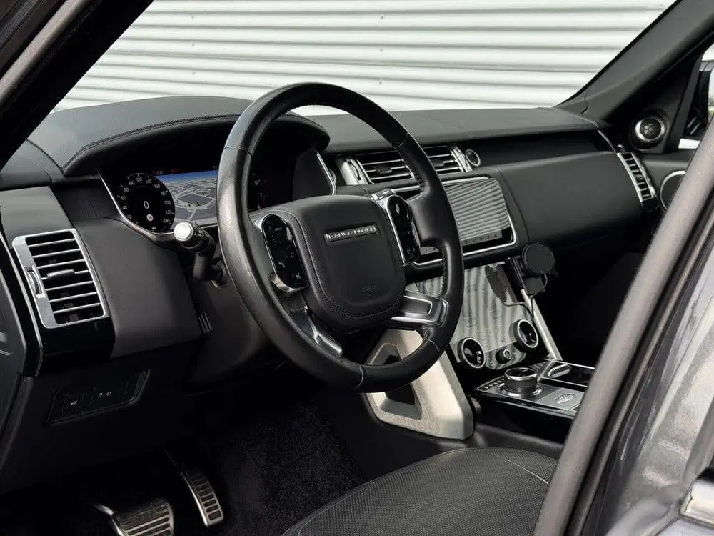 Land Rover Range Rover P400 HSE uit 2021, foto 5