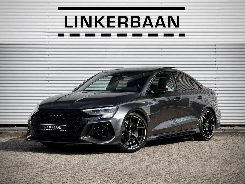 Audi RS3 2.5 TFSI Limousine Quattro 400pk uit 2022