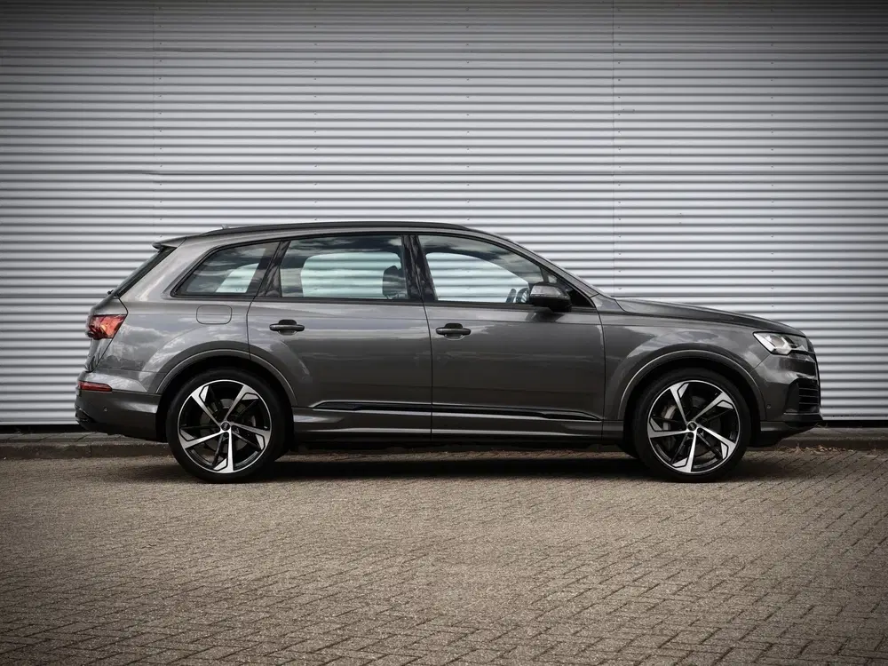 Audi Q7 55 TFSI e Quattro uit 2020, foto 14