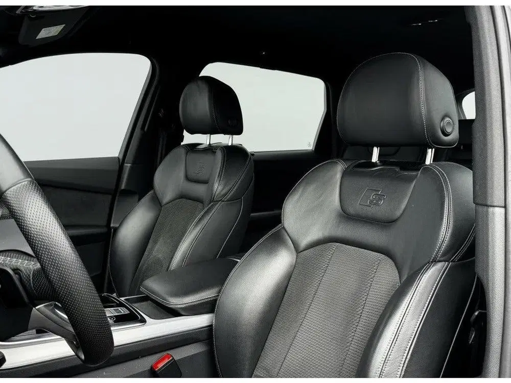 Audi Q7 55 TFSI e Quattro uit 2020, foto 7