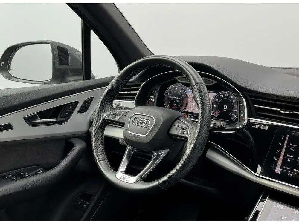 Audi Q7 55 TFSI e Quattro uit 2020, foto 9