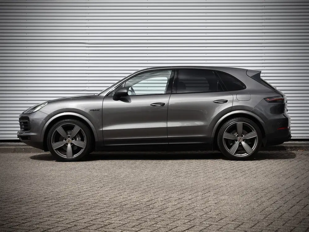 Porsche Cayenne 3.0 E-Hybrid uit 2020, foto 11
