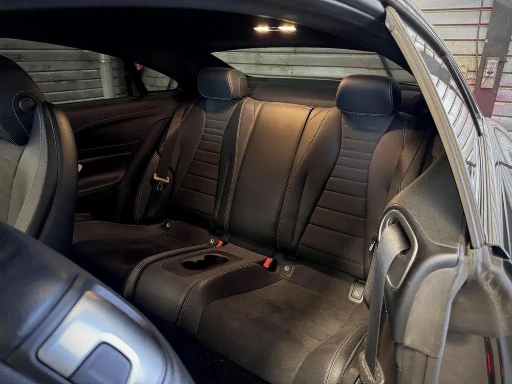Mercedes-Benz E-Klasse Coupé 200 Coupé uit 2021, foto 7