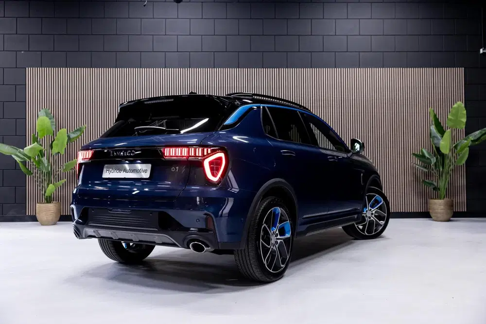 Lynk & Co 01 1.5TD 261pk PHEV 360 CAM uit 2023, foto 3