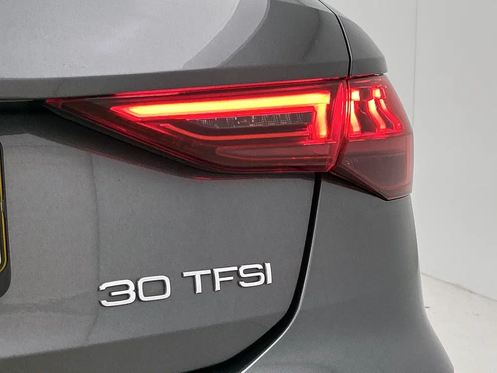 Audi A3 30 TFSI S edition 110 PK uit 2023, foto 15