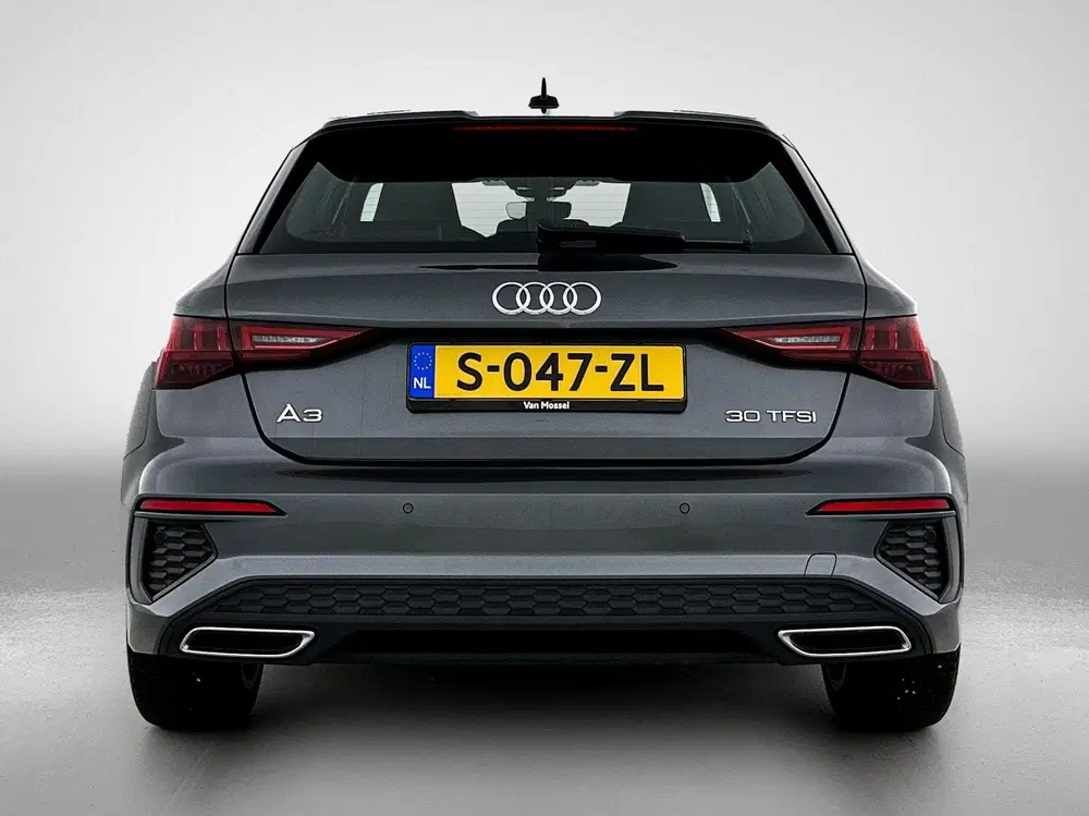 Audi A3 30 TFSI S edition 110 PK uit 2023, foto 4