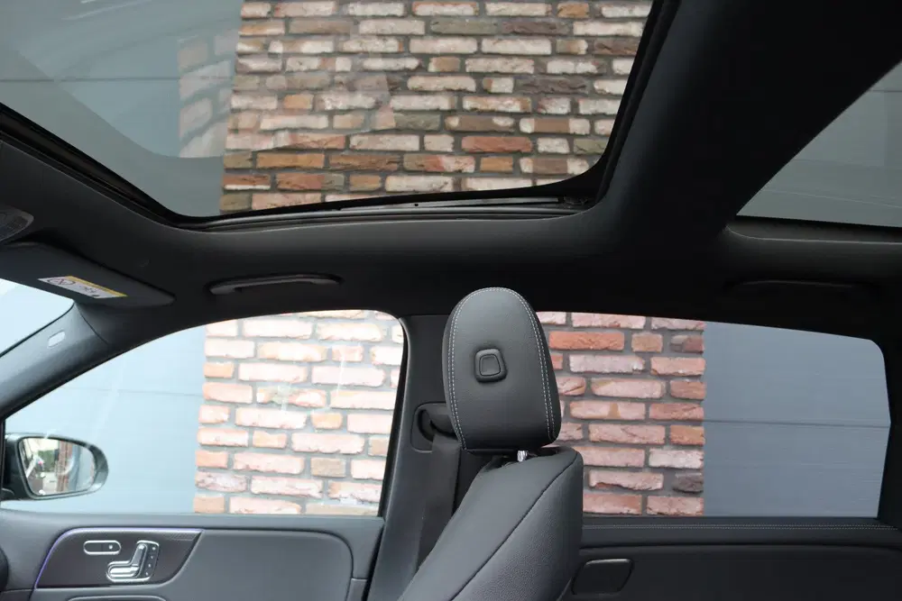 Mercedes-Benz B-Klasse 250 e AMG Line uit 2025, foto 4