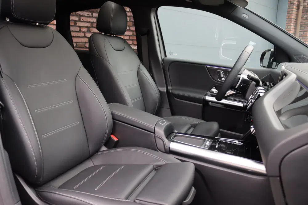 Mercedes-Benz B-Klasse 250 e AMG Line uit 2025, foto 6