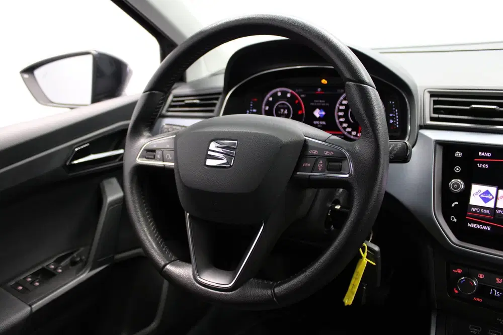 SEAT Arona 1.0 TSI Xcellence Business Intense uit 2019, foto 10