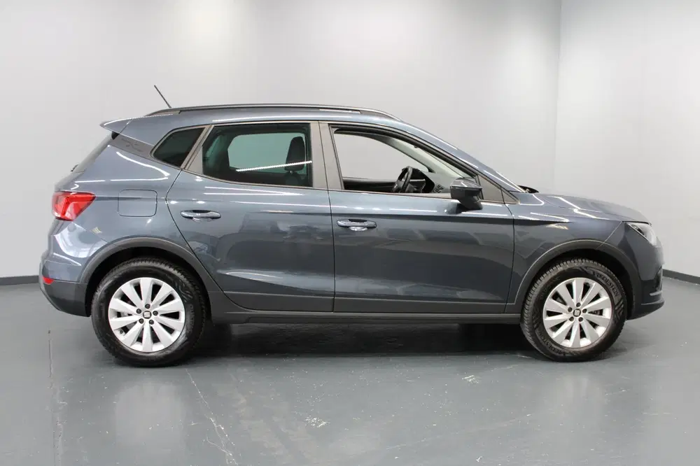 SEAT Arona 1.0 TSI Xcellence Business Intense uit 2019, foto 2