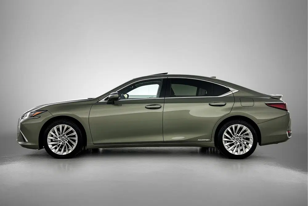 Lexus ES 300h Executive Line uit 2019, foto 3