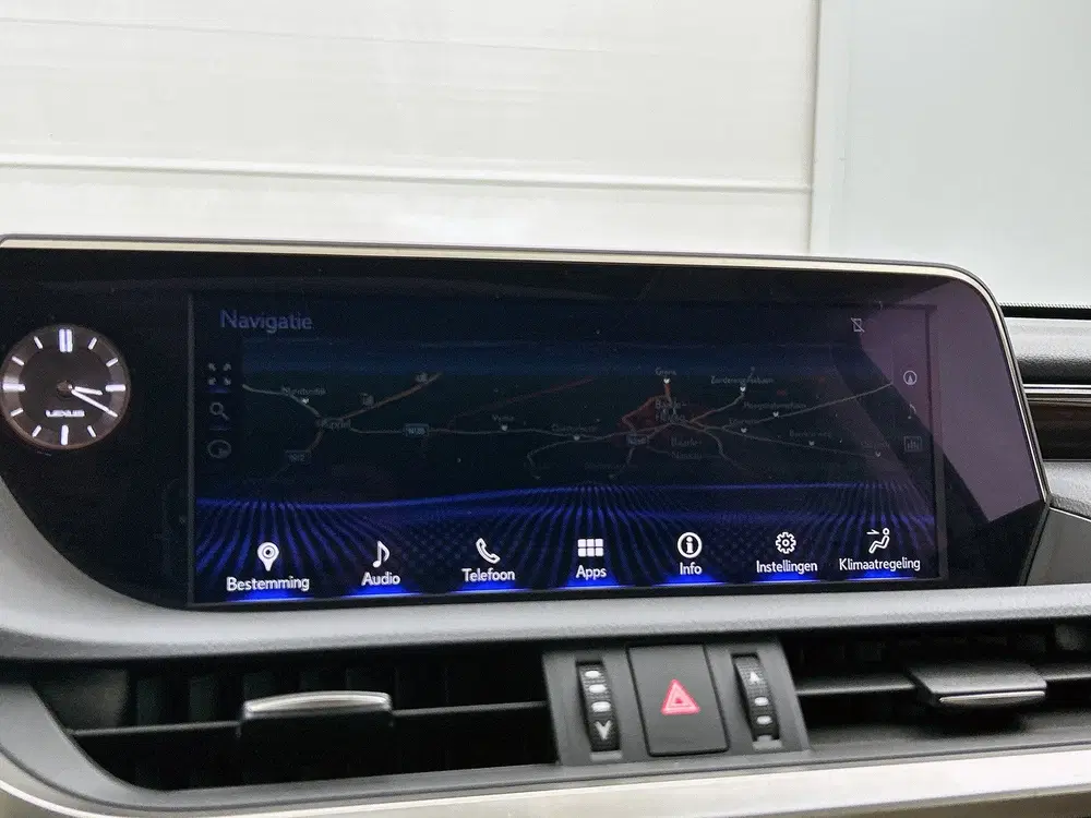 Lexus ES 300h Executive Line uit 2019, foto 8