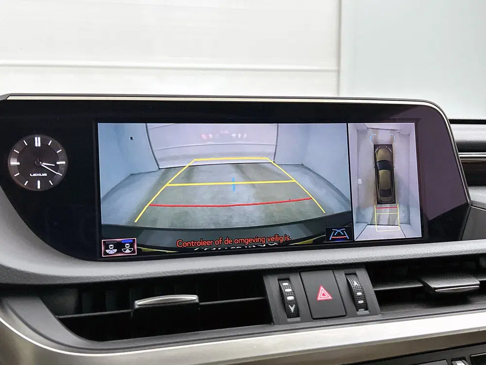 Lexus ES 300h Executive Line uit 2019, foto 9